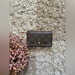 Louis Vuitton Monogram Porte Monnaie Billets Tresor Wallet LV Luxury France VTG